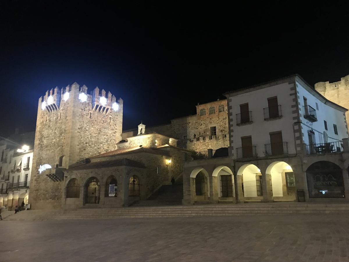 Destino Deluxe Adama Apartamento Turistico Caces Exteriér fotografie